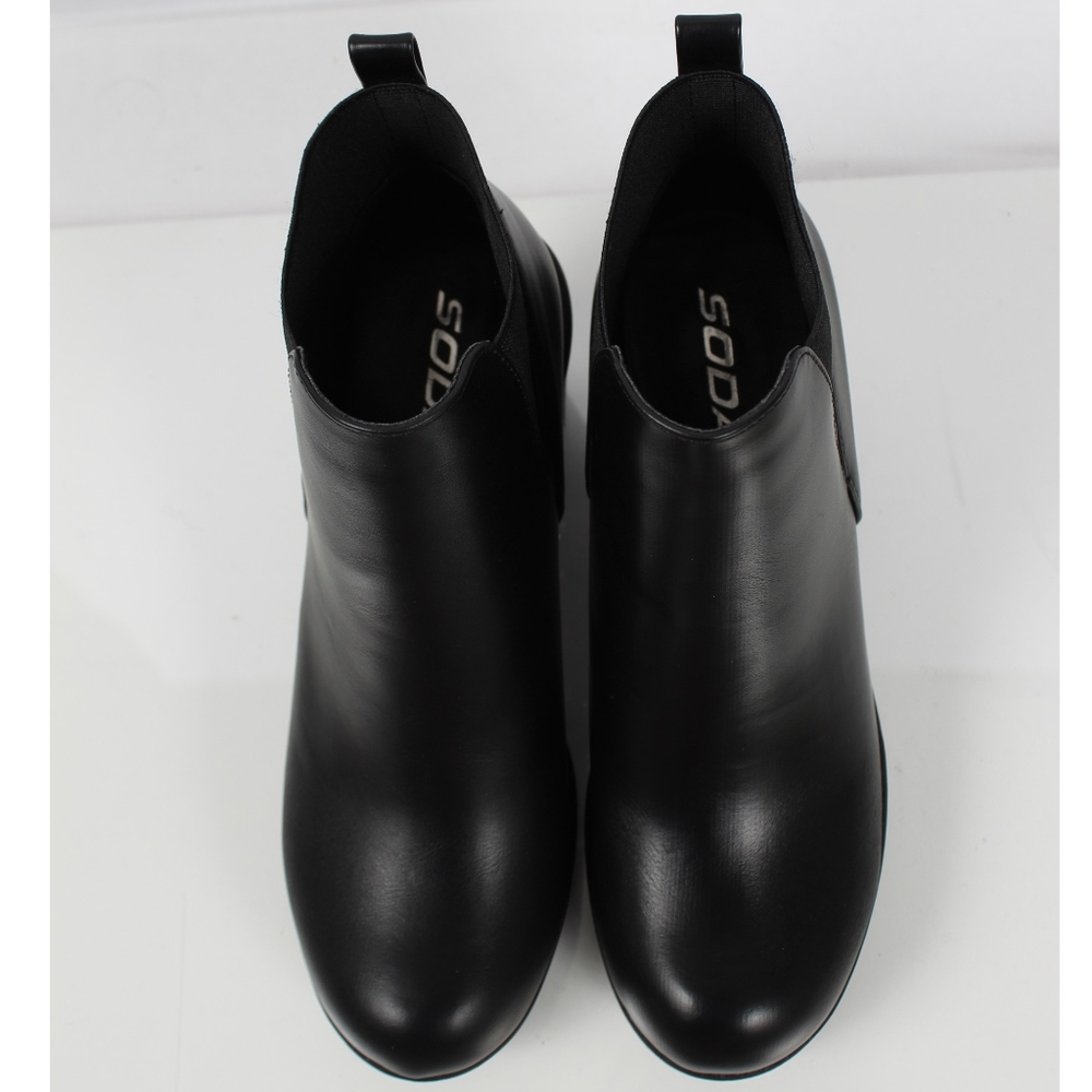 Restock!Black Faux Leather Elastic Pull On Tab Lug - Picture 4 of 8